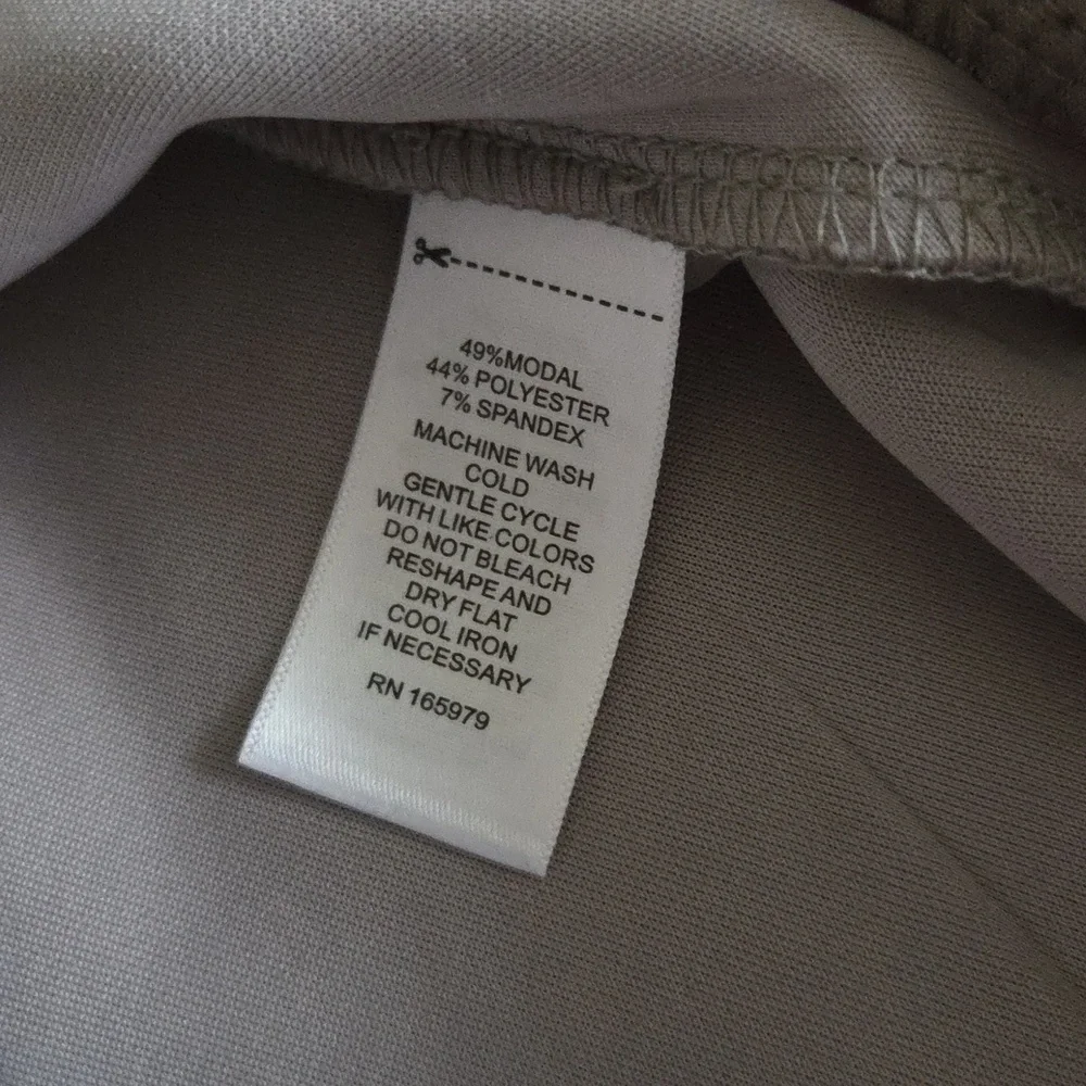Cable & Gauge Sport Yummy Quarter Zip Up Gray Pullover - Picture 8 of 8